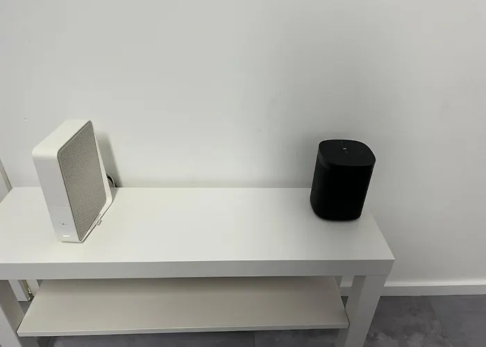 Freshly Renovated Kitchen Wifi Near Duesseldorf Airport *