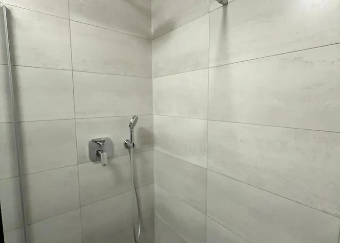 Appartamento Freshly Renovated Kitchen Wifi Near Duesseldorf Airport Essen