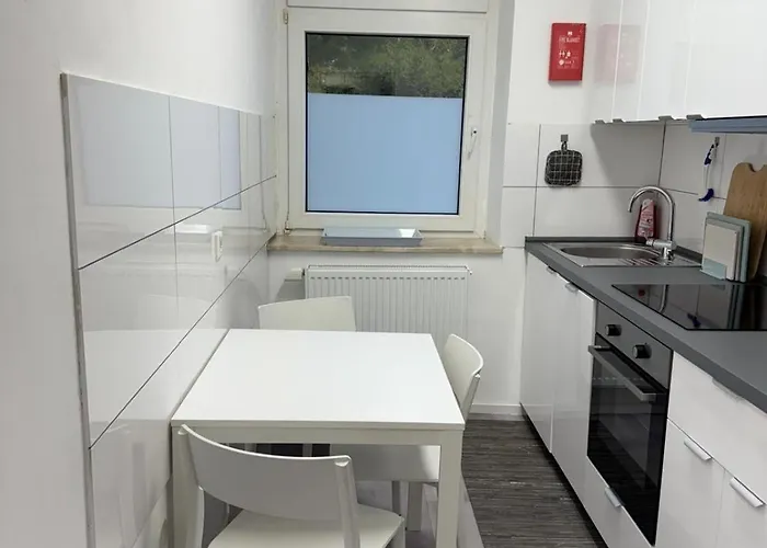 Freshly Renovated Kitchen Wifi Near Duesseldorf Airport Essen